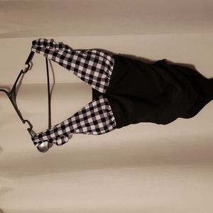 YgneeDom One Piece Swimsuit (M)